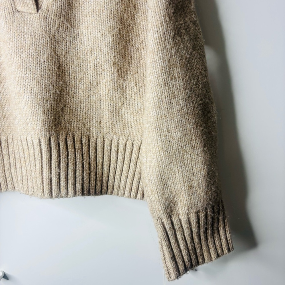 Topshop Beige V-Neck Sweater - Picture 12 of 13